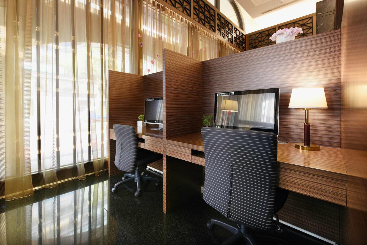 Fullon Hotel Таоюань Экстерьер фото