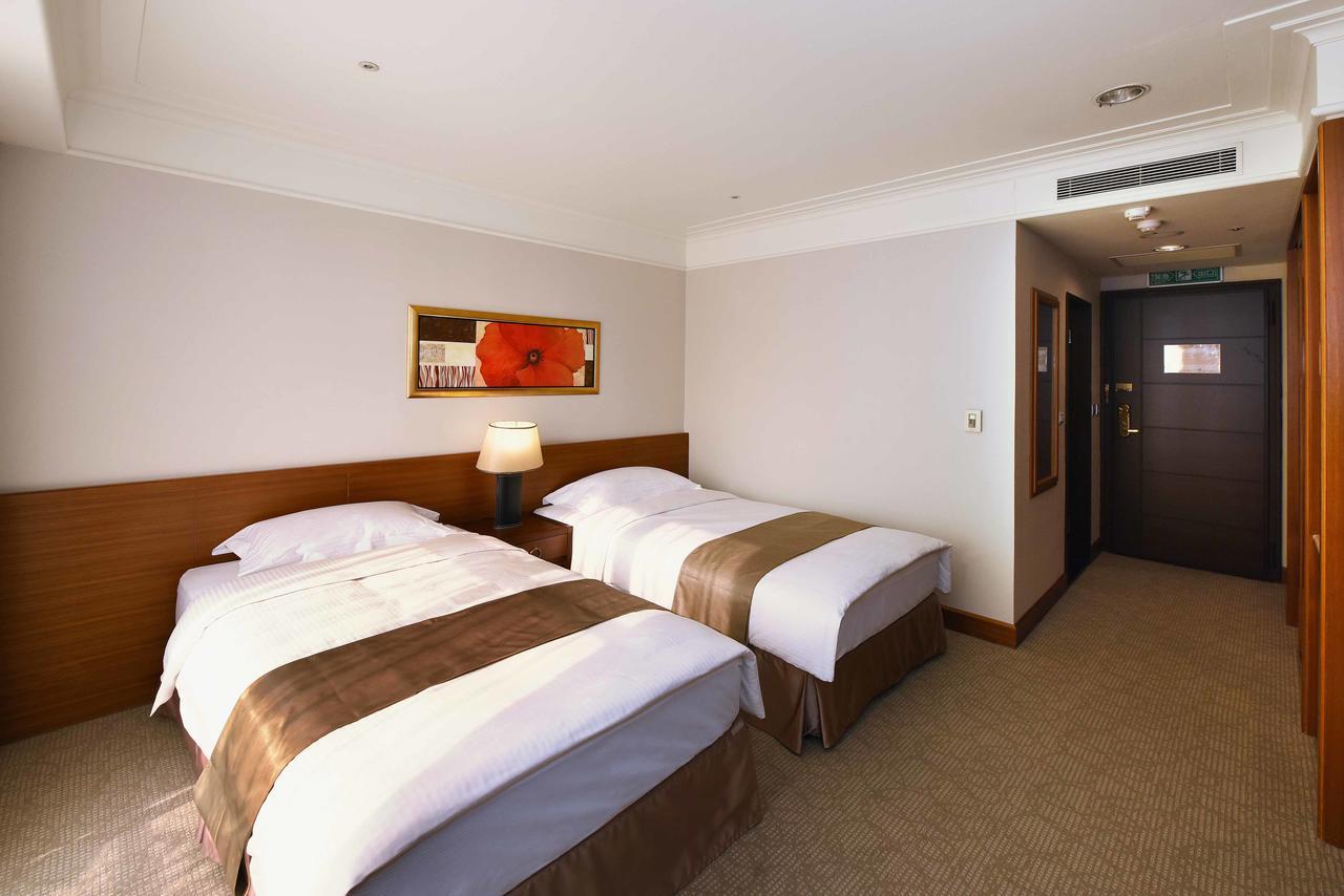 Fullon Hotel Таоюань Экстерьер фото