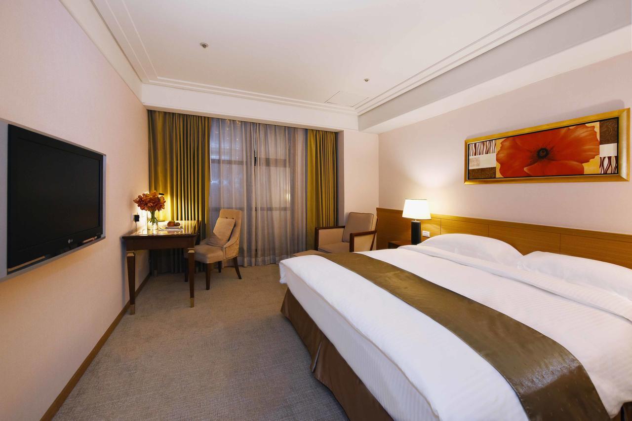 Fullon Hotel Таоюань Экстерьер фото